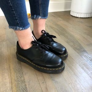 Doc Martens Oxford Dress Shoe in US 9